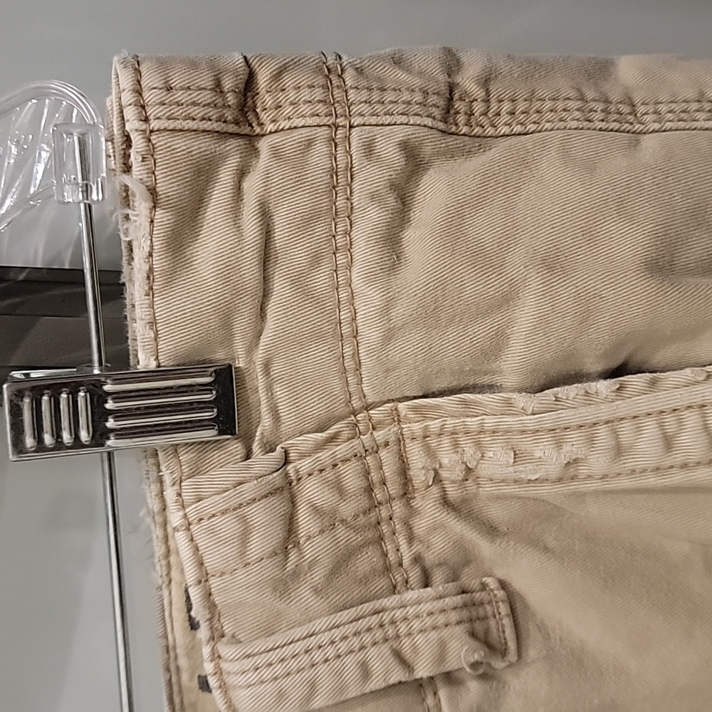AE American Eagle Shorts - Picture 2 of 5